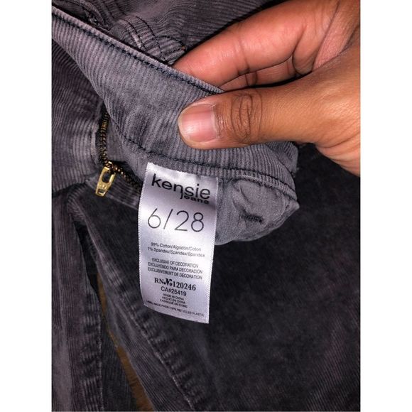 Kensie Jeans "The Ella" High Rise Straight Leg Pants, Size 6, MSRP $98 - Picture 5 of 8